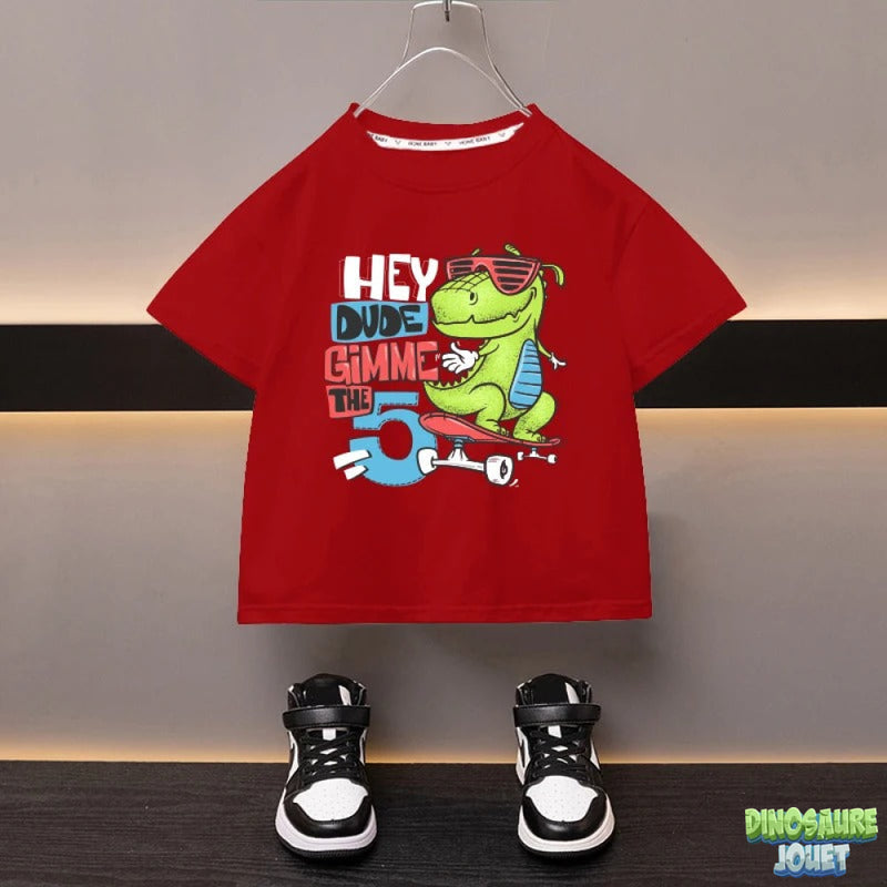 Tee shirt skateur Dinosaure