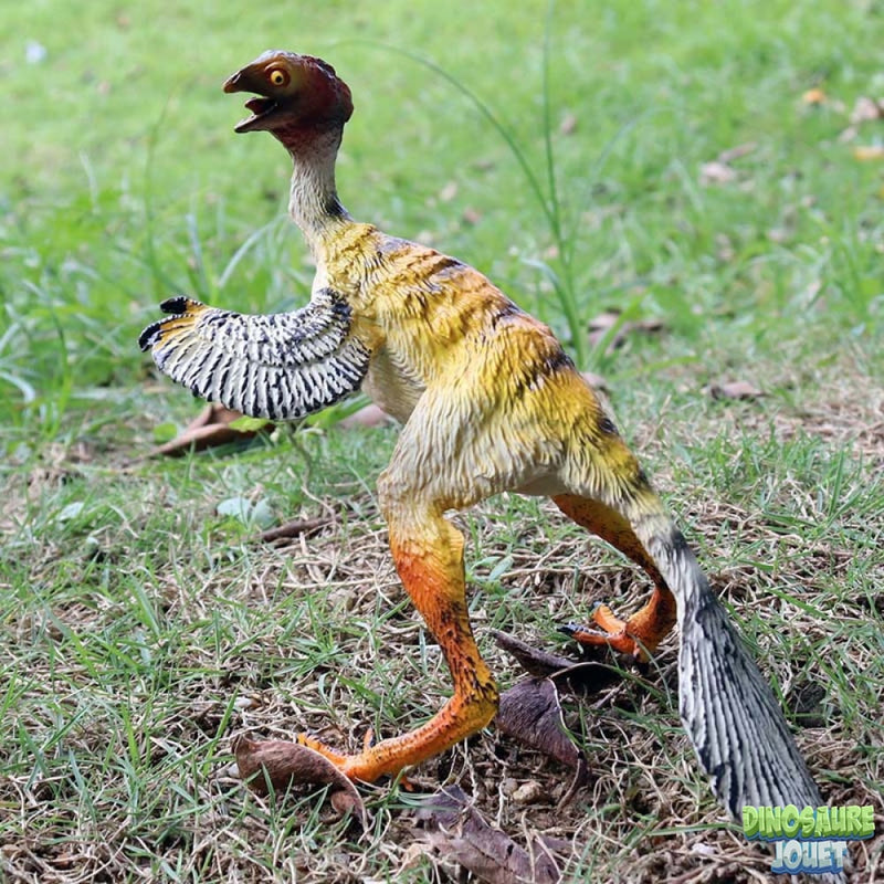 Oviraptor figurine